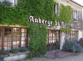 Logis Hôtel Restaurant Auberge Saint Martin, хотел близо до Летище Deauville - Normandie - DOL, Surville