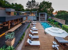 Villa Casa Ndomi Valle De Bravo Mexico Booking Com