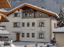 Apart Ingrid, Ferienwohnung mit Hotelservice in Ischgl