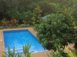 Mindo Real, hotel with pools in Mindo