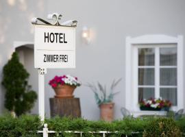 Hotel Nibelungenhof, viešbutis mieste Tulnas