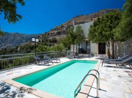 Somnia Villa, a place of dreams, By ThinkVilla, holiday rental in Asigonía