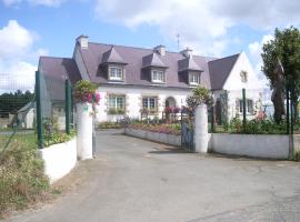Maison Avec Piscine, hotel near Saint-Brieuc - Armor Airport - SBK, 