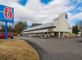 Motel 6-Knoxville, TN - North