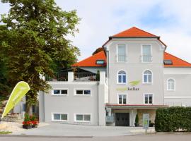 Zemu izmaksu kategorijas viesnīca Pension Engelkeller pilsētā Donauvērta