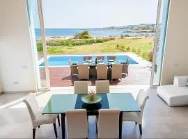 Luxury Bay View Villa 20 Right On Τhe Beach
