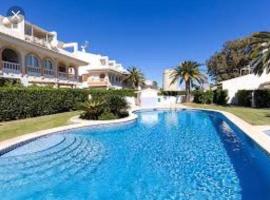 Duplex Torre Almadrava, hotel v mestu Denia