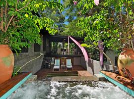 賽多度假屋，棕櫚灣的附設泳池的飯店