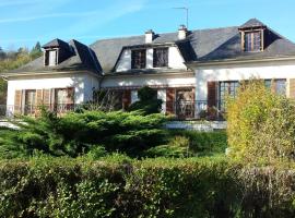 Le Curieux de Conques, hotel s parkováním v destinaci Saint-Cyprien-sur-Dourdou