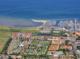 First Camp Bogense Strand Camping & Cottages, camping en Bogense