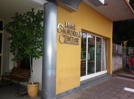 Hotel Gravataí Center, хотел в Граватаи