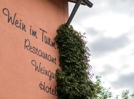 Gästehaus Wein im Turm, hotel in Longuich