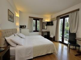 Dryades & Orion Hotel, hotel ad Atene, Exarcheia