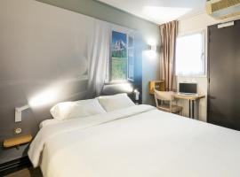 B&B HOTEL Grenoble Université 1, hotel in Gières