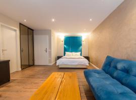 The Embassy Nord, hotel din București