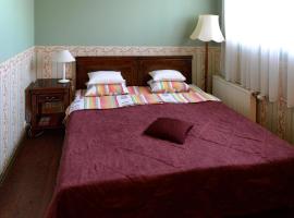 Birinu Pils, levn&yacute; hotel v destinaci Bīriņi