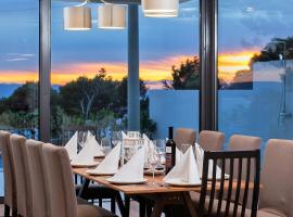 Villa Sima, villa in Makarska