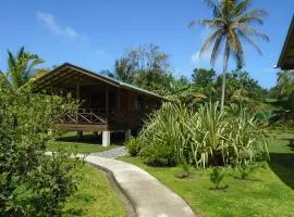 J and H Garden Cabinas