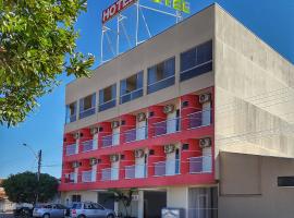 Golden Hotel, hotel ve Vilheně