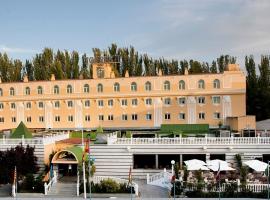 Hotel Torres I, hotel a Villanueva del Arzobispo