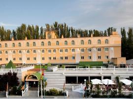 Hotel Torres I, hotel in Villanueva del Arzobispo