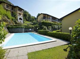 Residenz La Fonte, hotel con estacionamiento en Pino Lago Maggiore