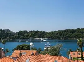 Iva Apartments