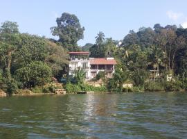 Chaminrich Homestay, habitación en casa particular en Kandy