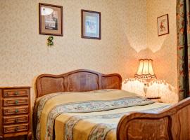 Apartamenty Retro, hotel cerca de Monumento Adam Mickiewicz, Poznan