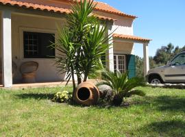 Casa "Quinta Souto da Ordem", hotel i Castelo Novo