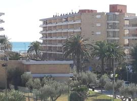 La Pineda Beach – hotel w mieście La Pineda