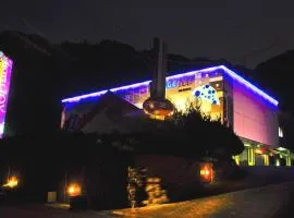 Hotel Joy (Love Hotel)