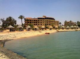 Fayed Armed Forces Hotel, holiday rental in Fayed