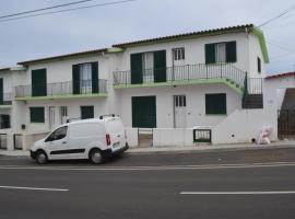 TINA - AL Praia da Vitória - RRAL 759 – apartament w mieście Porto Martins