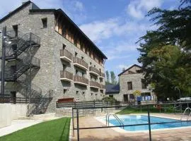Roca Nevada Suites