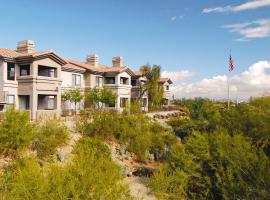 WorldMark Phoenix - South Mountain Preserve, hotel perto de University of Advancing Technology, Phoenix