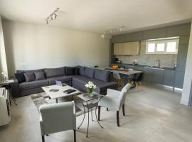 Amera - Troumpas Family Apartments, pensiune din Leonidi