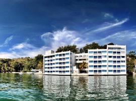 Villa Bejar Tequesquitengo, hotel v destinaci Tequesquitengo