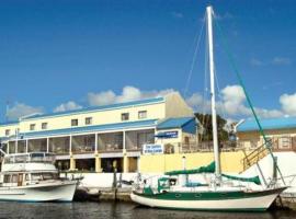 Key West Inn-Key Largo, hotel i Key Largo