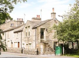 Orchard Cottage โรงแรมในLothersdale