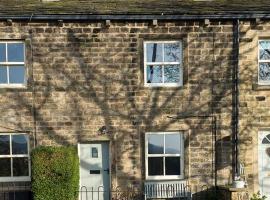 Beacon Cottage, hotel with parking in Ilkley