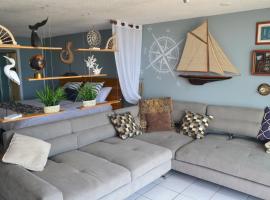 NA&Uuml;TIK, Ocean Front! Great view