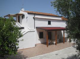 Casa del gelso, hôtel à San Menaio