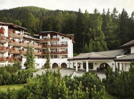 Viesnīca Hotel Waldhuus Davosā