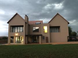 Rugari Villa, hotel dicht bij: Magalies Park Golf Course, Hartbeespoort