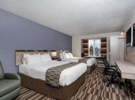 Microtel Inn & Suites by Wyndham Rochester North Mayo Clinic, отель в городе Рочестер