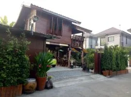 Ruenthip Homestay