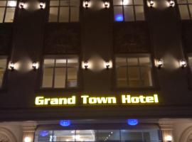 Grand Town Hotel Mandai, hotel near Sultan Hasanuddin International Airport - UPG, 