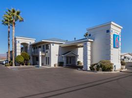 Motel 6-Safford, AZ, hotel cu piscine din Safford