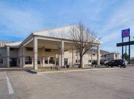 Motel 6-Amarillo, TX, accessible hotel in Soncy